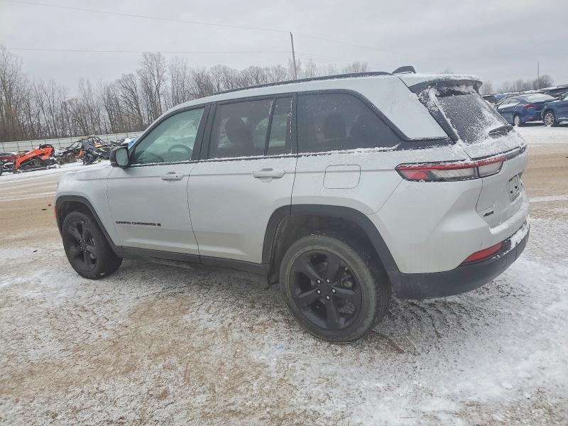 Продажа на аукционе авто 2024 Jeep Grand Cherokee, vin: 1C4RJHBGXR8944383, номер лота: 72971015