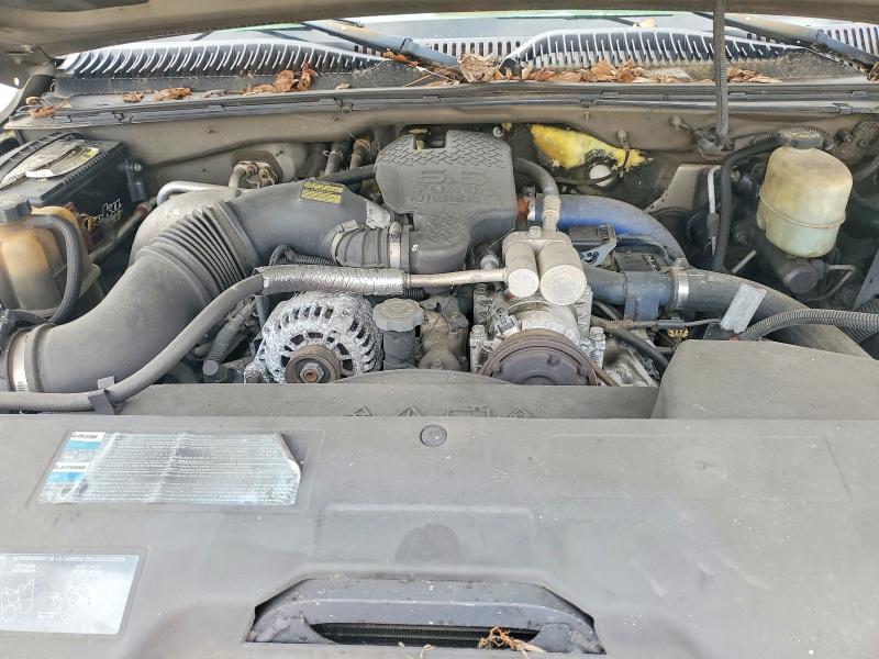 2002 Chevrolet Silverado მანქანა იყიდება აუქციონზე, vin: 1GCHC23162F174178, აუქციონის ნომერი: 74695295