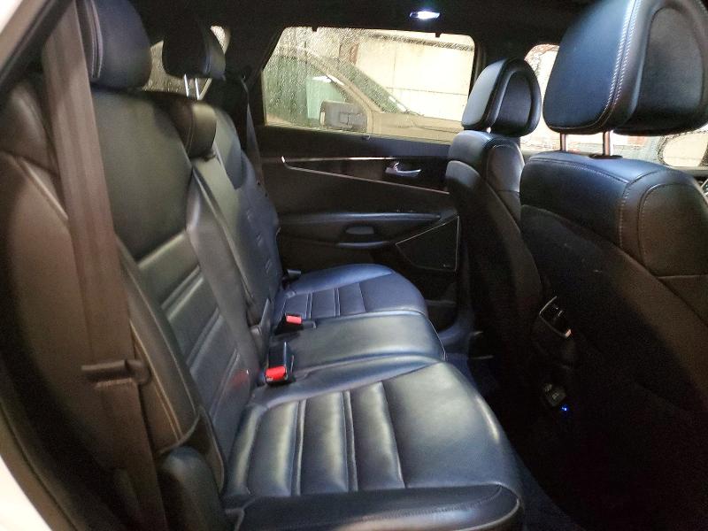 98153275 :رقم المزاد ، 5XYPKDA50GG013670 vin ، 2016 Kia Sorento مزاد بيع