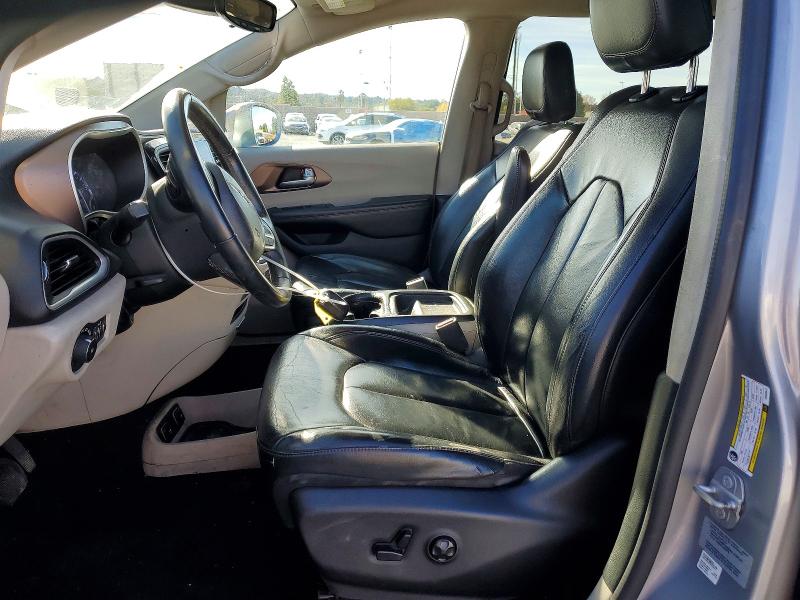 99900885 :رقم المزاد ، 2C4RC1BG6HR656512 vin ، 2017 Chrysler Pacifica مزاد بيع