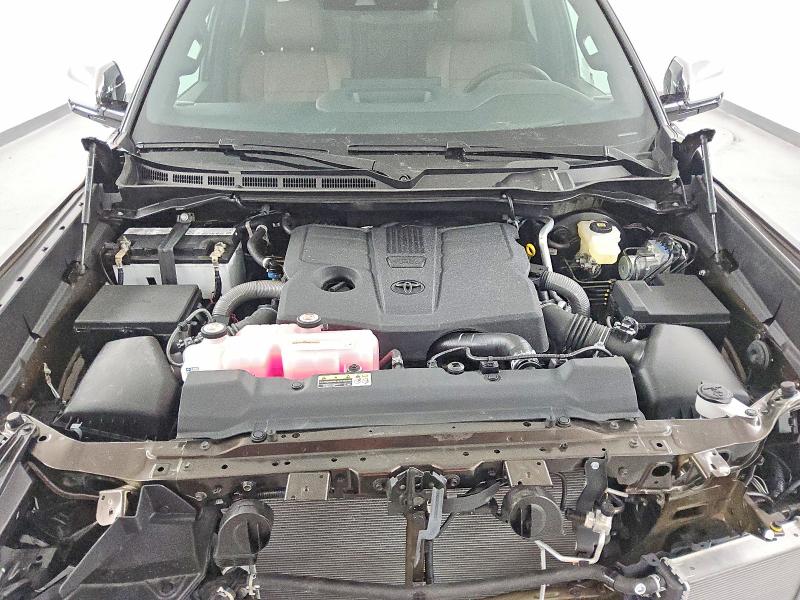 2025 Toyota Tundra მანქანა იყიდება აუქციონზე, vin: 5TFMA5DB9SX317356, აუქციონის ნომერი: 99847325