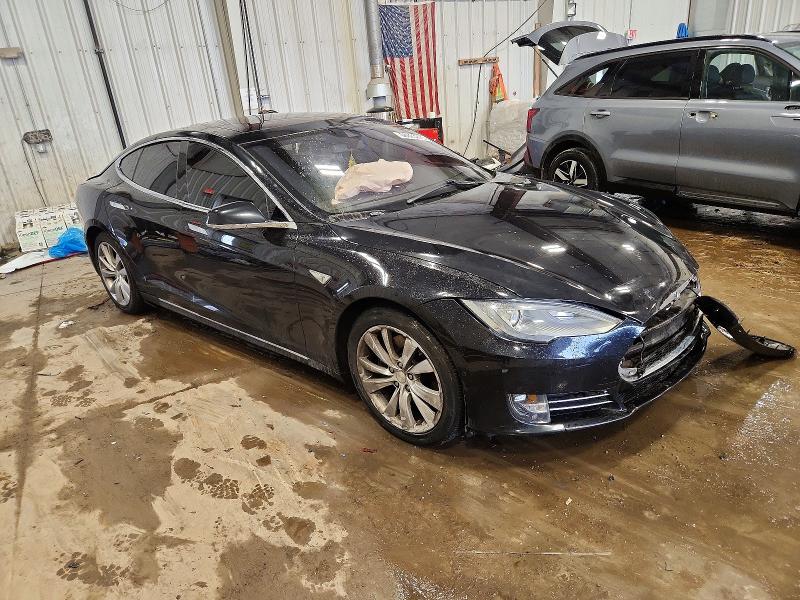 Продаж на аукціоні авто 2016 Tesla Model S, vin: 5YJSA1E23GF122837, номер лоту: 98823275