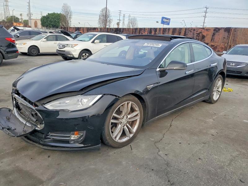 Aukcja sprzedaży 2014 Tesla Model S, vin: 5YJSA1H1XEFP33318, numer aukcji: 75109295