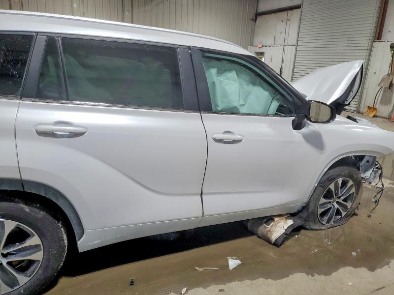 Aukcja sprzedaży 2024 Toyota Highlander, vin: 5TDKDRBH5RS573670, numer aukcji: 73717225