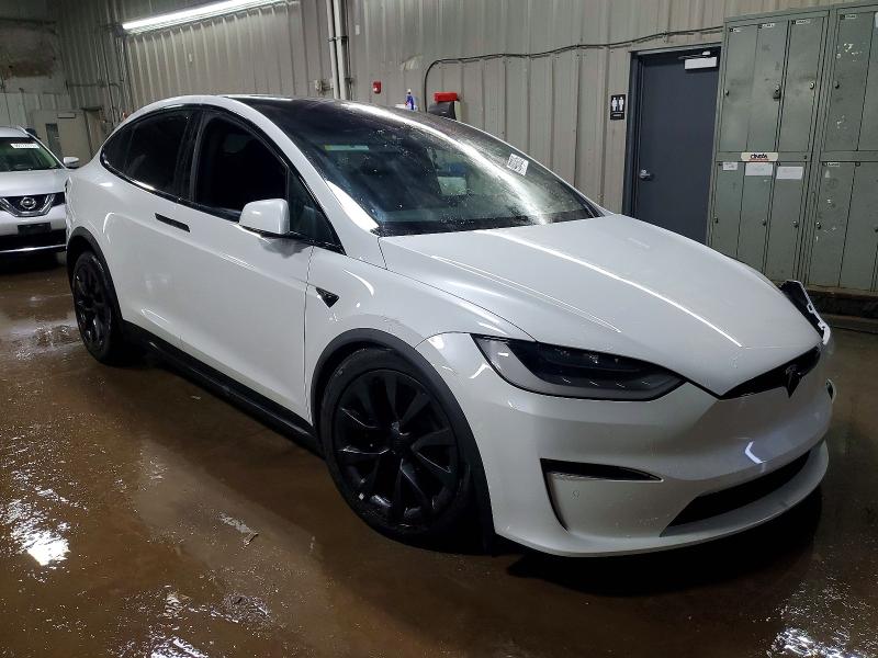 99907885 :رقم المزاد ، 7SAXCBE53PF369388 vin ، 2023 Tesla Model X مزاد بيع