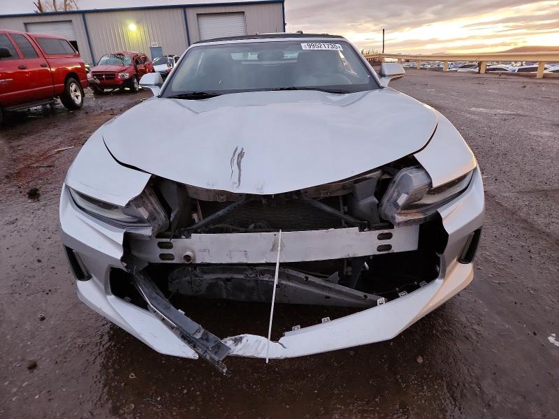 Продаж на аукціоні авто 2018 Chevrolet Camaro, vin: 1G1FB3DX6J0135782, номер лоту: 99521735