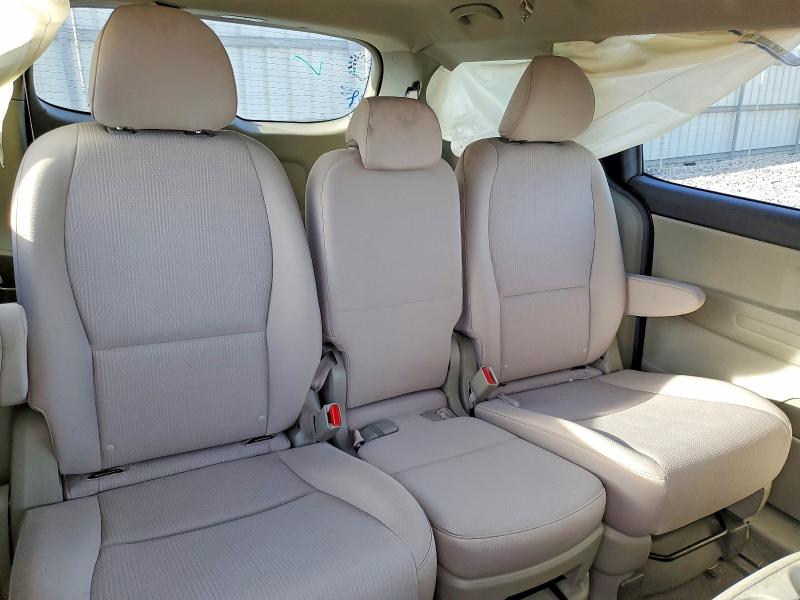Продажа на аукционе авто 2021 Kia Sedona, vin: KNDMB5C18M6662957, номер лота: 99872925