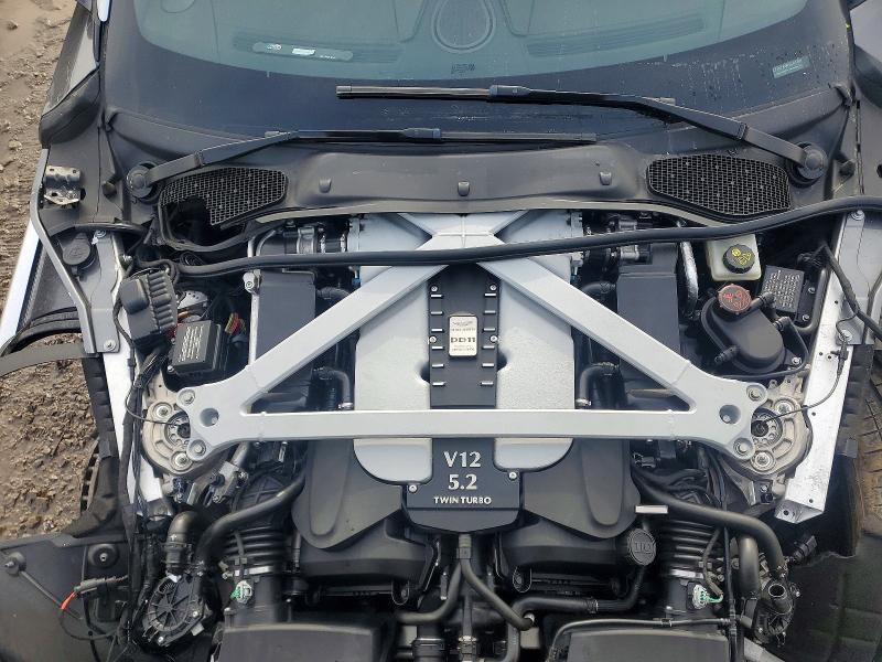 2017 Aston Martin Db11 მანქანა იყიდება აუქციონზე, vin: SCFRMFAV4HGL01304, აუქციონის ნომერი: 98354325