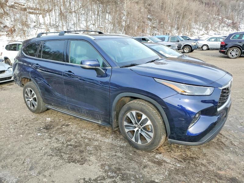 Aukcja sprzedaży 2022 Toyota Highlander, vin: 5TDGZRBHXNS582446, numer aukcji: 98155215