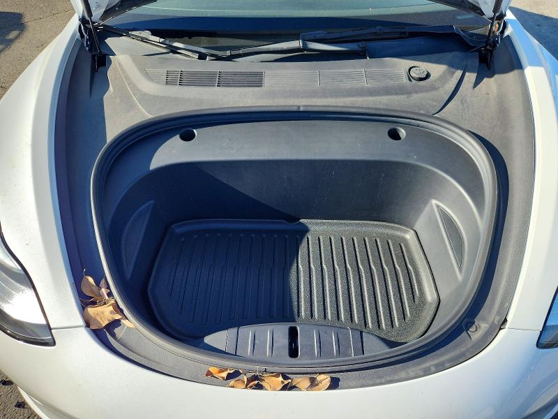 74621785 :رقم المزاد ، 5YJ3E1EA8NF299235 vin ، 2022 Tesla Model 3 مزاد بيع