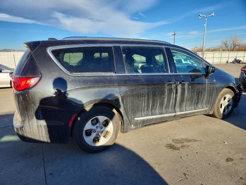 97680925 :رقم المزاد ، 2C4RC1EG2HR634633 vin ، 2017 Chrysler Pacifica مزاد بيع