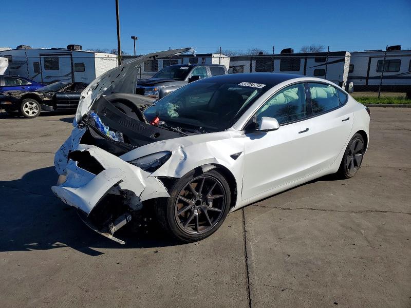 72205715 :رقم المزاد ، 5YJ3E1EAXMF939475 vin ، 2021 Tesla Model 3 مزاد بيع