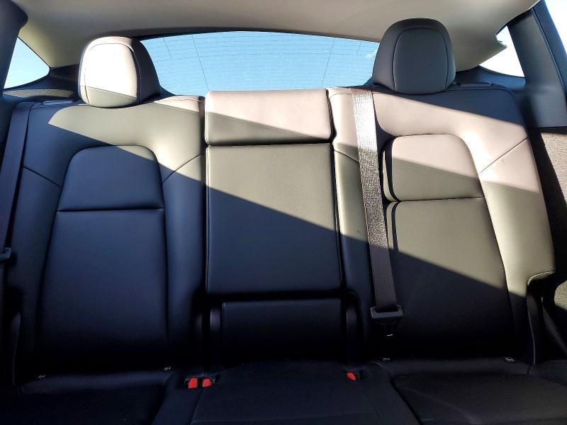 73270945 :رقم المزاد ، 7SAYGDEE7RF190505 vin ، 2024 Tesla Model Y مزاد بيع