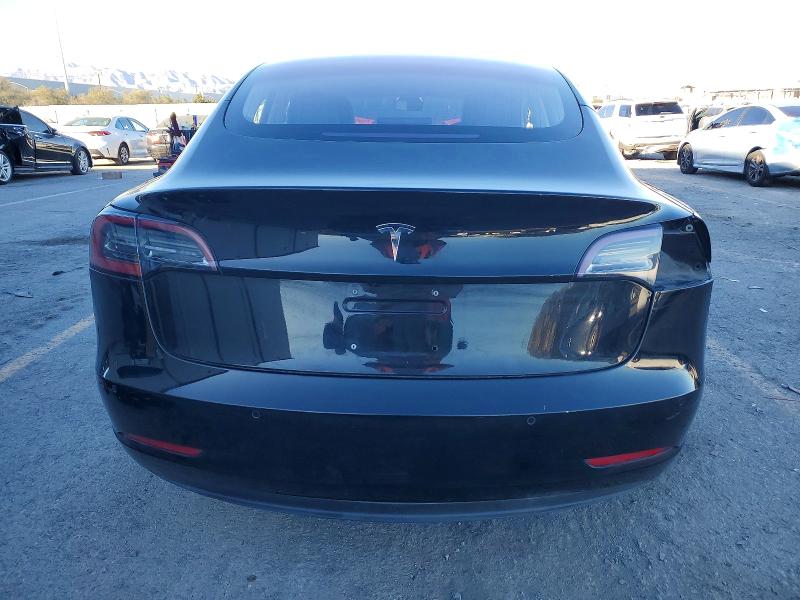 2018 Tesla Model 3 მანქანა იყიდება აუქციონზე, vin: 5YJ3E1EA7JF016088, აუქციონის ნომერი: 73080785