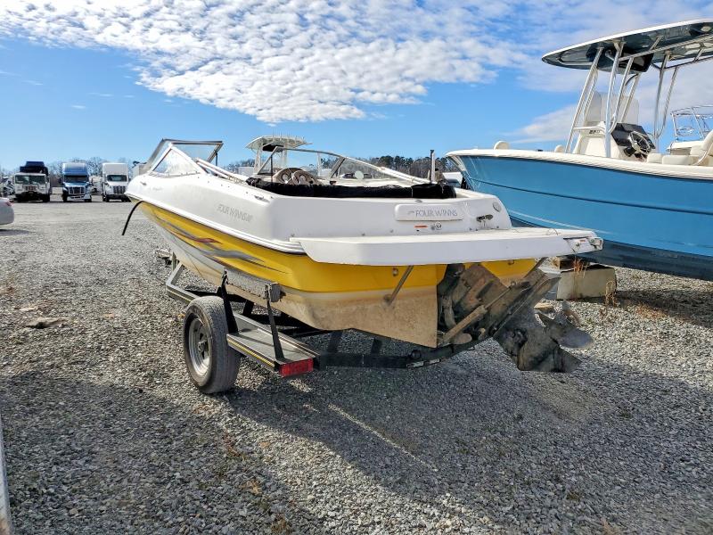 73324855 :رقم المزاد ، GFNME282K405 vin ، 2005 Four Winns Boat W/tra مزاد بيع