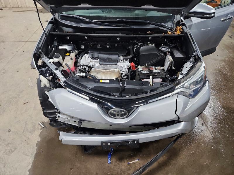 75475645 :رقم المزاد ، 2T3DFREV3JW712394 vin ، 2018 Toyota Rav4 مزاد بيع