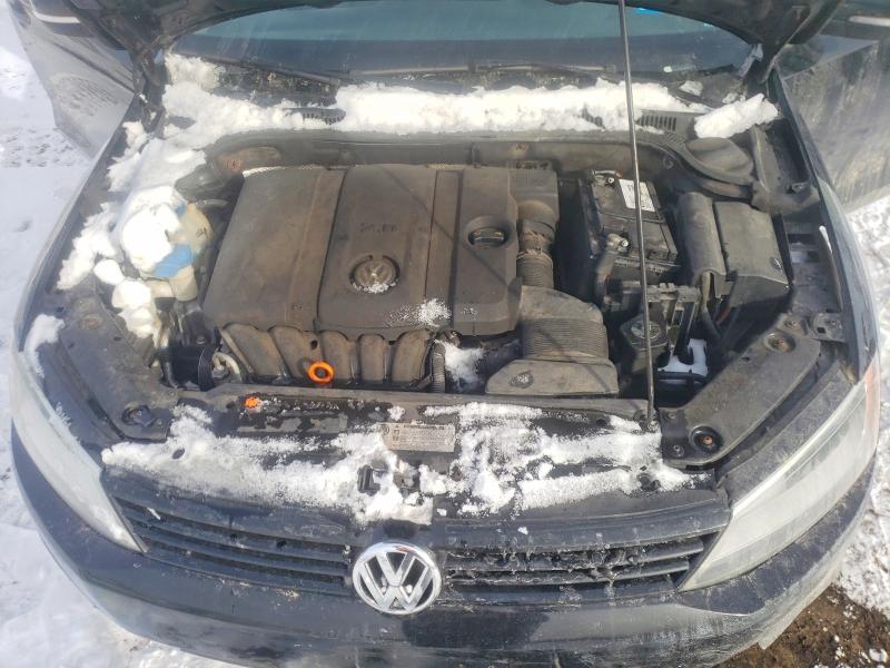 74792165 :رقم المزاد ، 3VWDX7AJ3BM357201 vin ، 2011 Volkswagen Jetta مزاد بيع