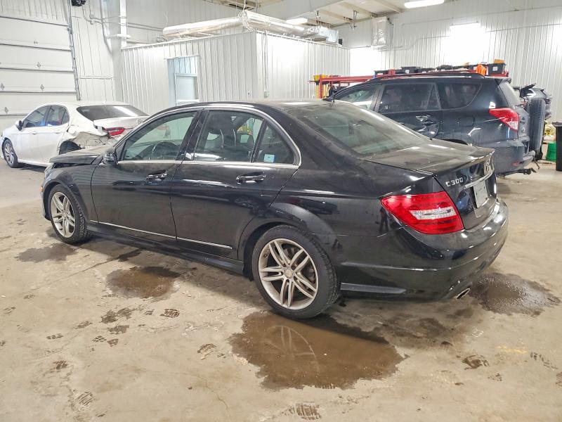 2014 Mercedes-benz C მანქანა იყიდება აუქციონზე, vin: WDDGF8AB4ER306235, აუქციონის ნომერი: 74659925