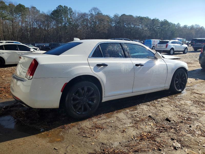 Aukcja sprzedaży 2018 Chrysler 300, vin: 2C3CCARGXJH195648, numer aukcji: 99211995