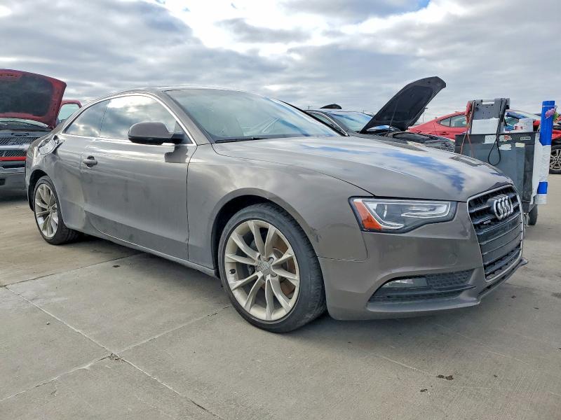 Продажа на аукционе авто 2014 Audi A5, vin: WAULFAFR3EA013279, номер лота: 72167825