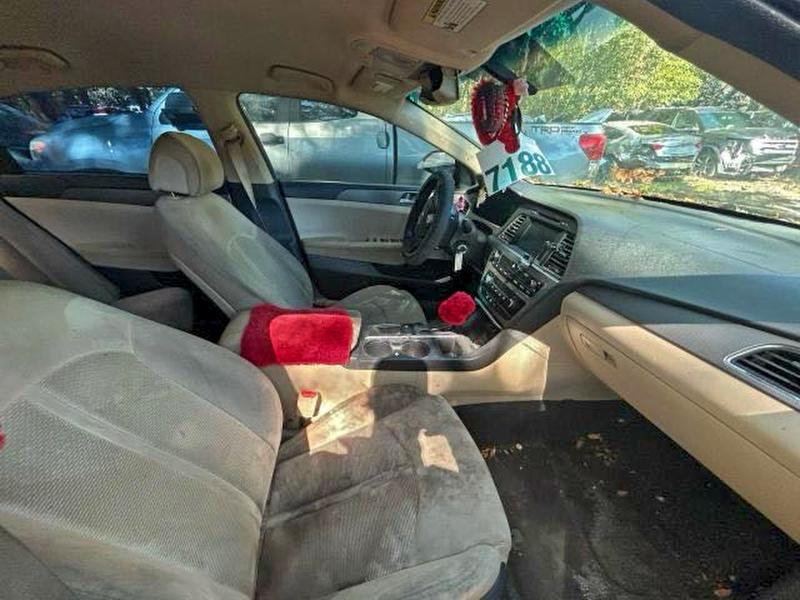 2016 Hyundai Sonata Se მანქანა იყიდება აუქციონზე, vin: 5NPE24AF7GH268034, აუქციონის ნომერი: 73972405