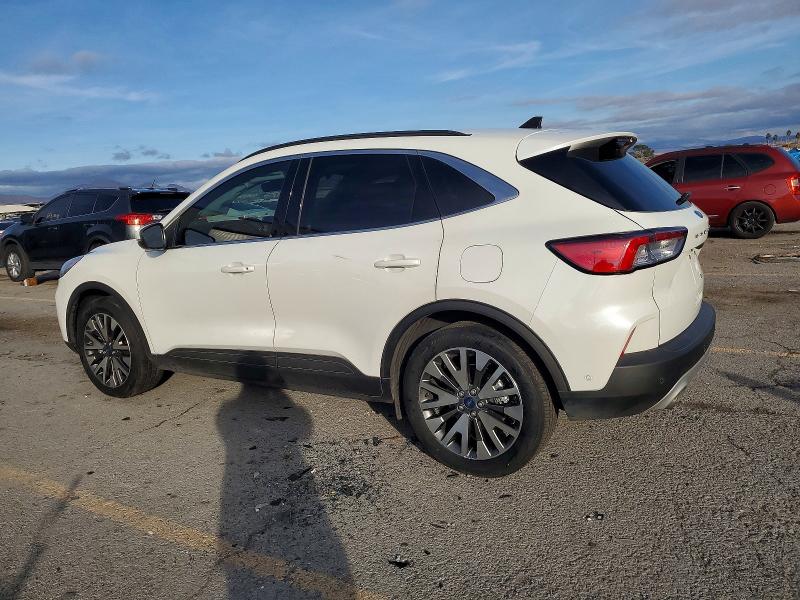 98693385 :رقم المزاد ، 1FMCU0DZ0LUB06242 vin ، 2020 Ford Escape مزاد بيع