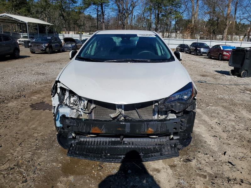 75068565 :رقم المزاد ، 5YFBURHE7JP819709 vin ، 2018 Toyota Corolla مزاد بيع
