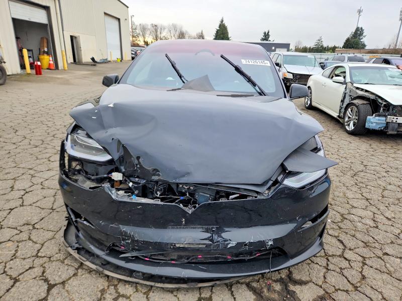 Продажа на аукционе авто 2022 Tesla Model X, vin: 7SAXCBE52NF362221, номер лота: 74126145