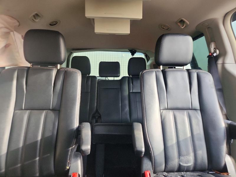 74940705 :رقم المزاد ، 2C4RC1BG2ER221353 vin ، 2014 Chrysler Town & Country مزاد بيع
