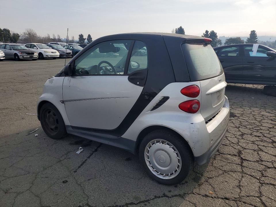 2013 Smart Fortwo მანქანა იყიდება აუქციონზე, vin: WMEEJ3BA1DK687060, აუქციონის ნომერი: 75627825