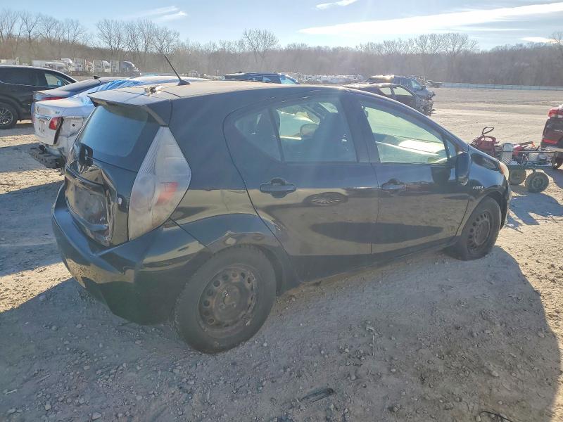 2012 Toyota Prius C მანქანა იყიდება აუქციონზე, vin: JTDKDTB36C1502452, აუქციონის ნომერი: 73221725