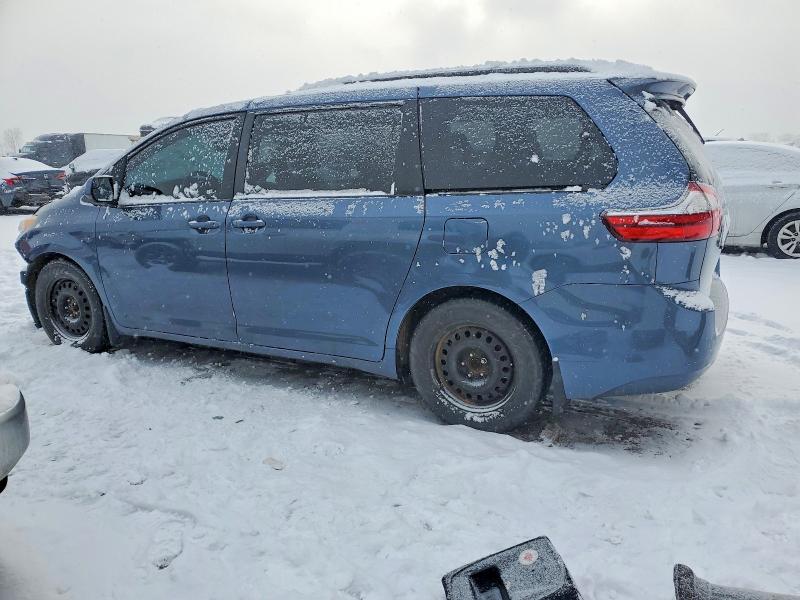 2015 Toyota Sienna მანქანა იყიდება აუქციონზე, vin: 5TDKK3DC1FS565503, აუქციონის ნომერი: 98424215