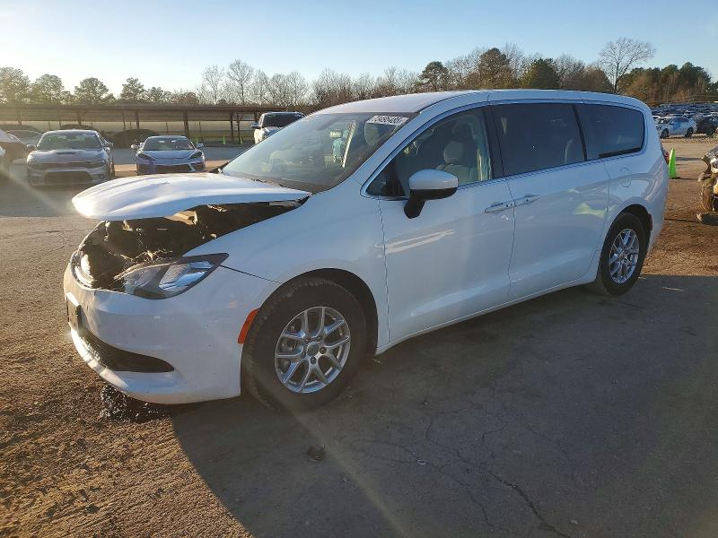 73495485 :رقم المزاد ، 2C4RC1CG6NR226120 vin ، 2022 Chrysler Voyager مزاد بيع