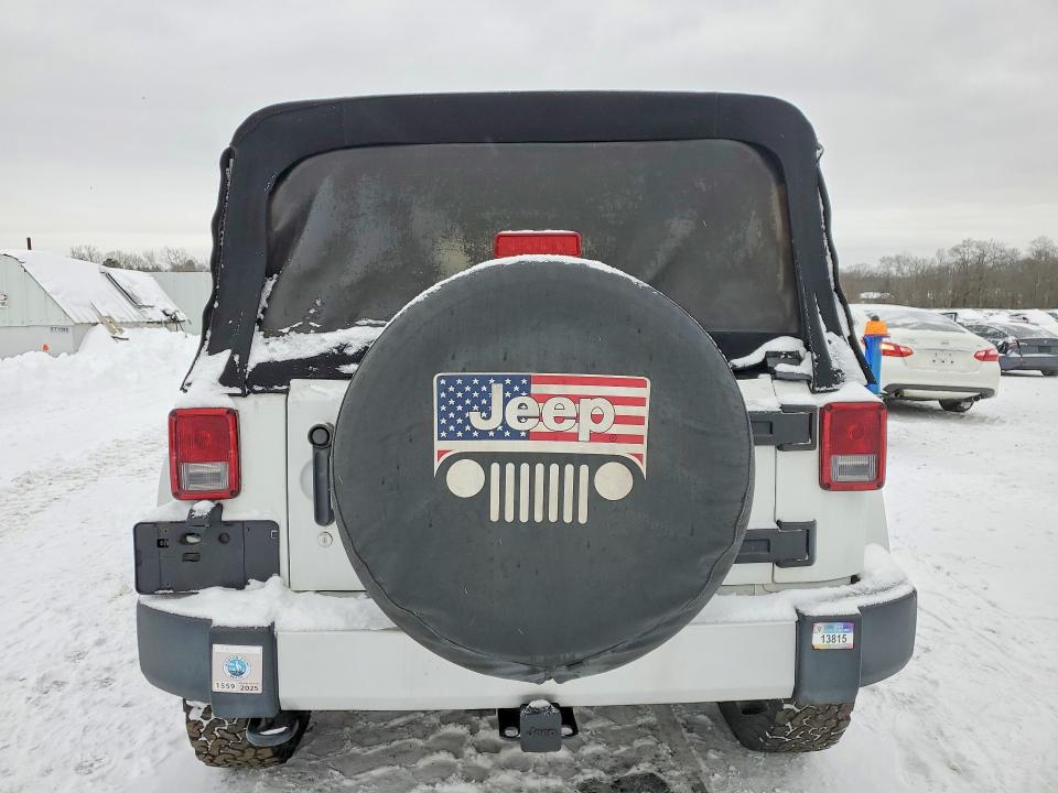 2014 Jeep Wrangler Unlimited მანქანა იყიდება აუქციონზე, vin: 1C4HJWEG5EL126269, აუქციონის ნომერი: 74468855