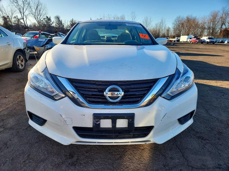Продажа на аукционе авто 2016 Nissan Altima, vin: 1N4AL3AP5GN324122, номер лота: 72665145