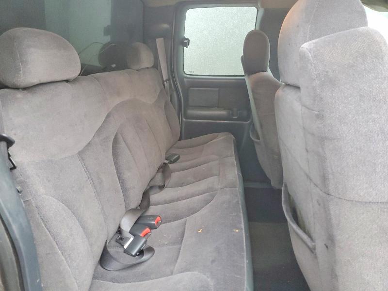 Продажа на аукционе авто 2002 Gmc New Sierra, vin: 2GTEC19V621116523, номер лота: 98387505