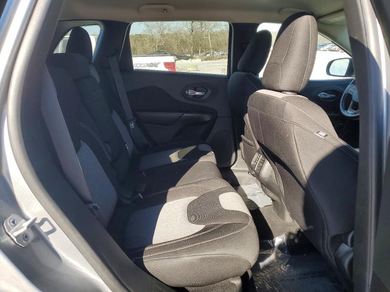 73047345 :رقم المزاد ، 1C4PJLCB8EW168774 vin ، 2014 Jeep Cherokee مزاد بيع