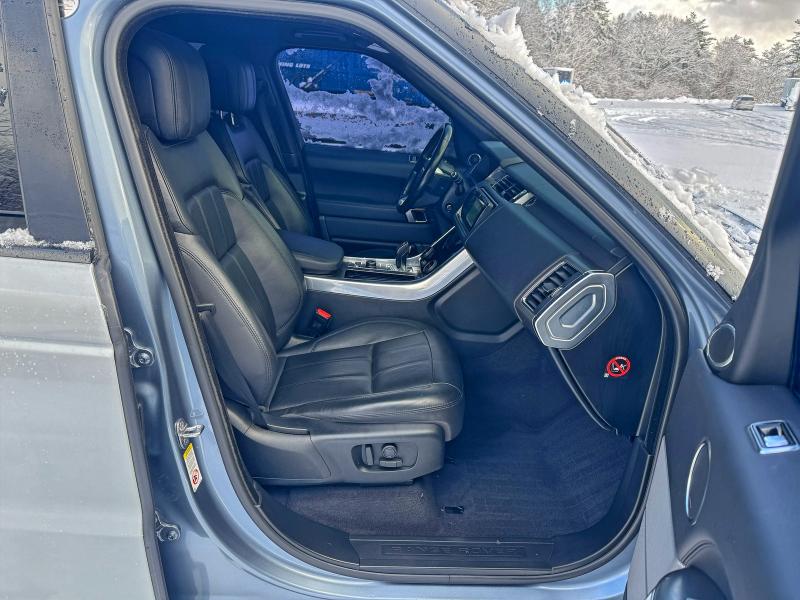74085395 :رقم المزاد ، SALWG2RV3JA404415 vin ، 2018 Land Rover Range Rove مزاد بيع