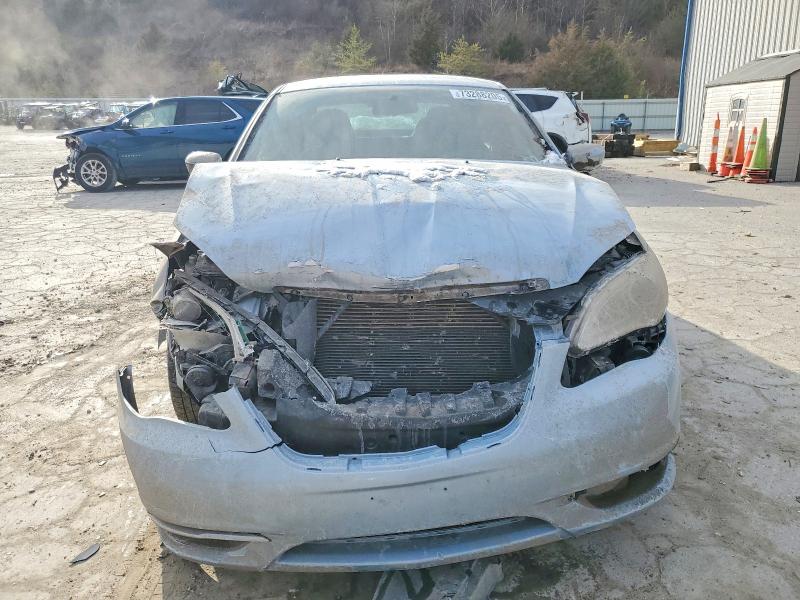 73288205 :رقم المزاد ، 1C3CCBAB9CN292260 vin ، 2012 Chrysler 200 مزاد بيع