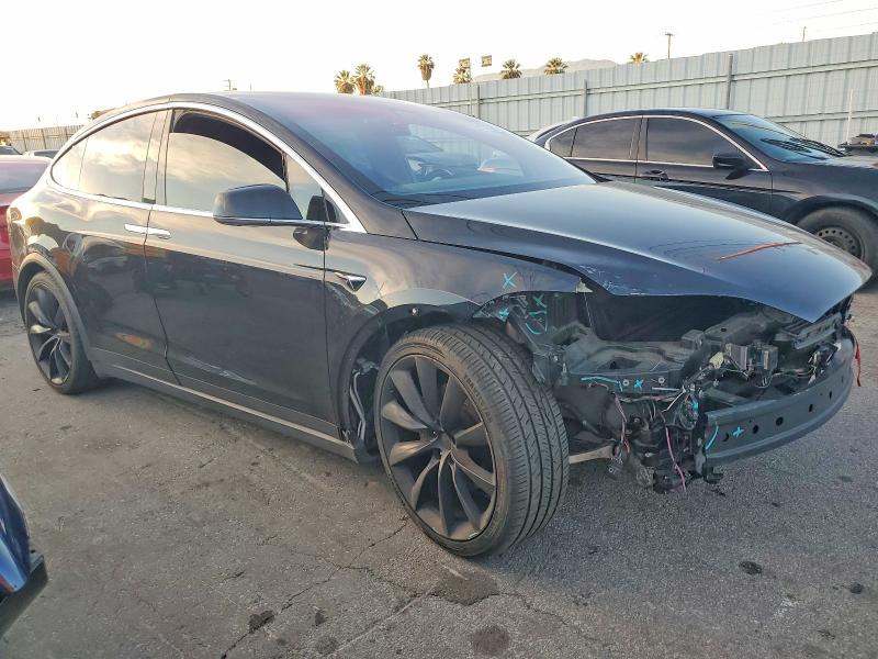 2017 Tesla Model X მანქანა იყიდება აუქციონზე, vin: 5YJXCBE27HF051438, აუქციონის ნომერი: 92171525