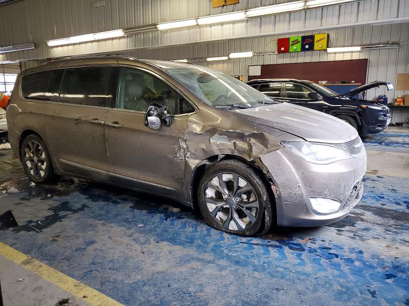 75274095 :رقم المزاد ، 2C4RC1GGXHR747789 vin ، 2017 Chrysler Pacifica مزاد بيع