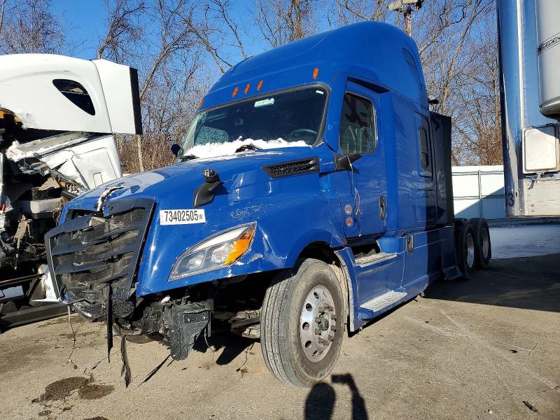 Продажа на аукционе авто 2025 Freightliner Cascadia 126, vin: 3AKJHHDRXSSWE6239, номер лота: 73402505
