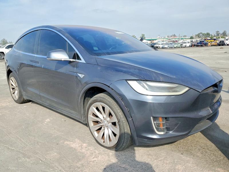 74479485 :رقم المزاد ، 5YJXCAE22GF002303 vin ، 2016 Tesla Model X مزاد بيع