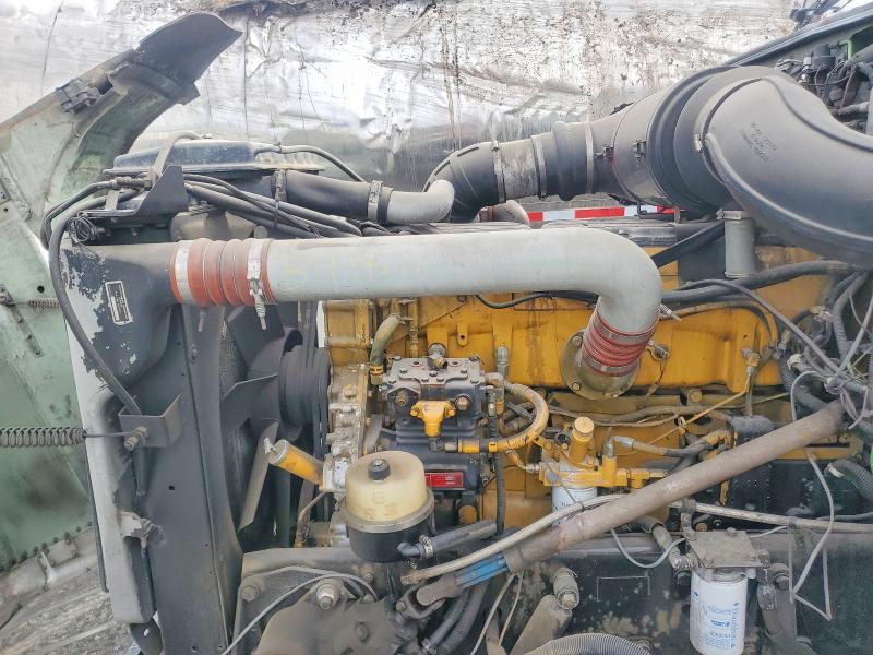 2004 Peterbilt 378 მანქანა იყიდება აუქციონზე, vin: 1XPFDB9X74D810216, აუქციონის ნომერი: 72645735