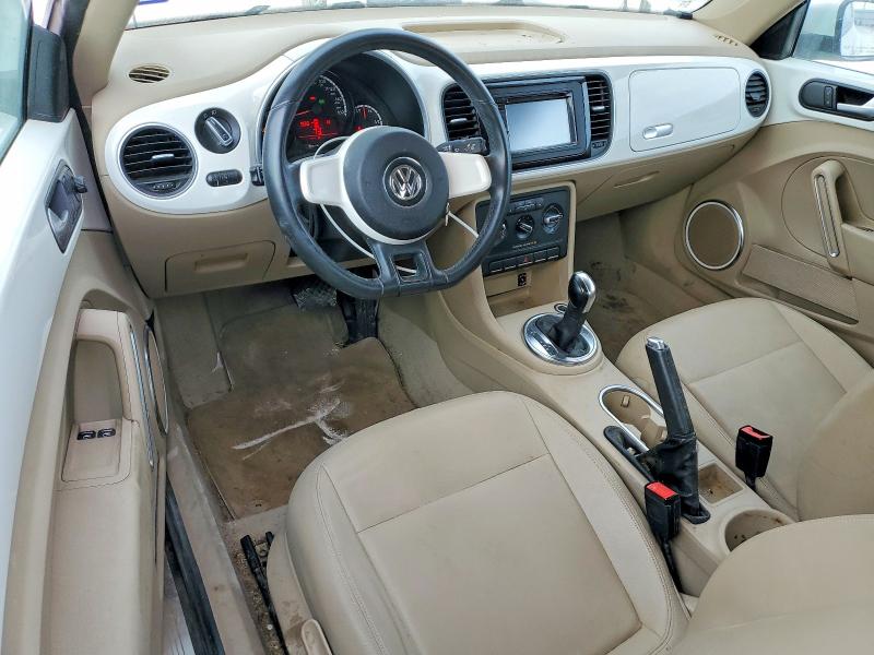 2013 Volkswagen Beetle მანქანა იყიდება აუქციონზე, vin: 3VWJP7AT1DM624424, აუქციონის ნომერი: 99837395