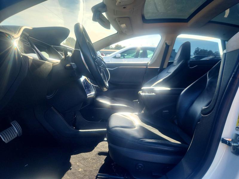 Продажа на аукционе авто 2014 Tesla Model S, vin: 5YJSA1H17EFP37763, номер лота: 99661025