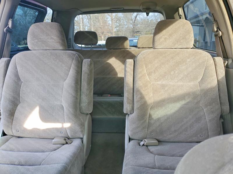 97547585 :رقم المزاد ، 5FNRL18894B119588 vin ، 2004 Honda Odyssey مزاد بيع