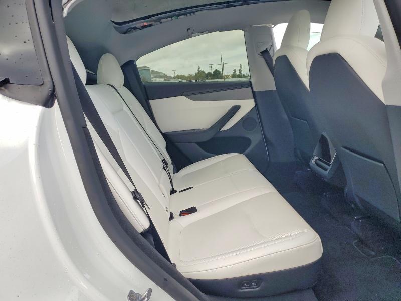 Продажа на аукционе авто 2026 Tesla Model Y, vin: 7SAYGDED2TF420322, номер лота: 98642275