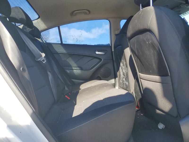 Продажа на аукционе авто 2018 Kia Forte, vin: 3KPFL4A72JE261675, номер лота: 73619415