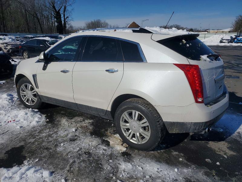 74876705 :رقم المزاد ، 3GYFNBE32FS625800 vin ، 2015 Cadillac Srx مزاد بيع